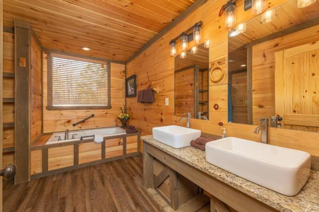 The Appalachian - Your Pigeon Forge Dream Cabin Севьервилл Экстерьер фото