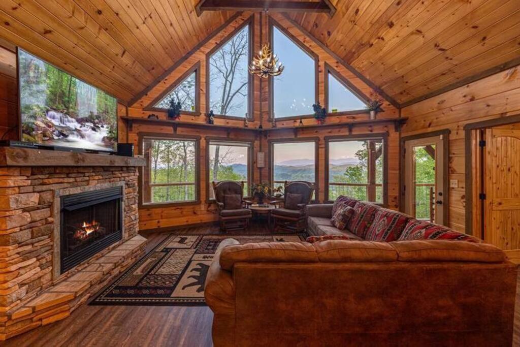 The Appalachian - Your Pigeon Forge Dream Cabin Севьервилл Экстерьер фото