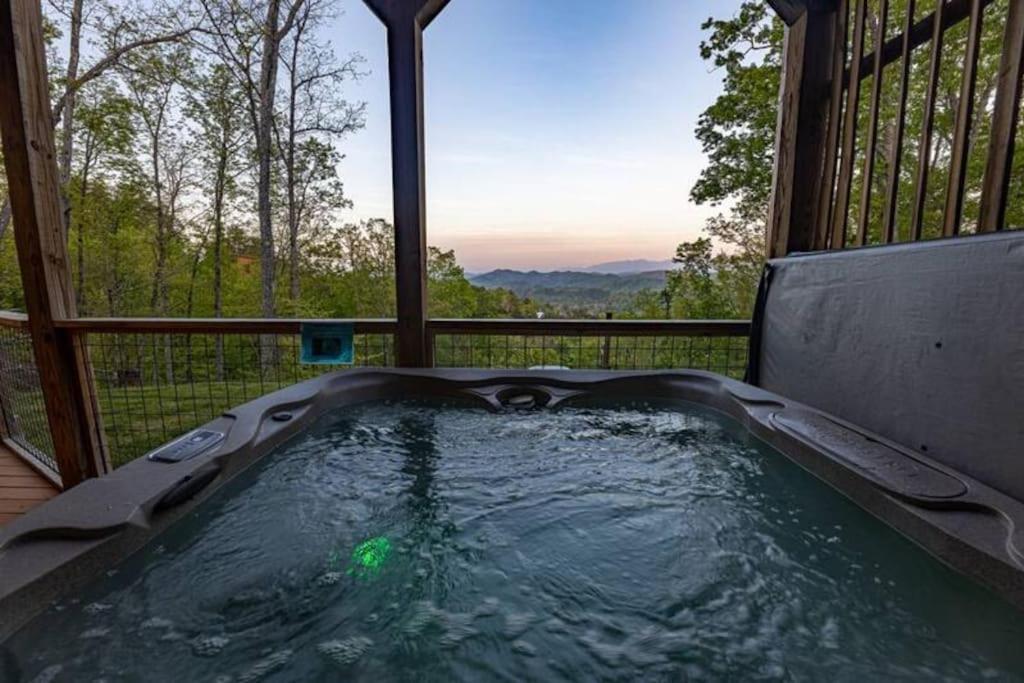 The Appalachian - Your Pigeon Forge Dream Cabin Севьервилл Экстерьер фото